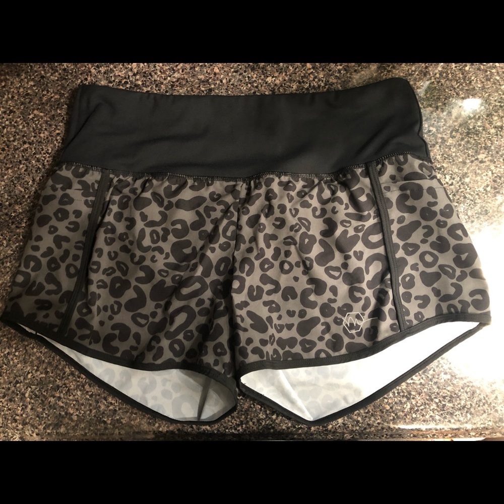 Maven Thread Running Shorts
